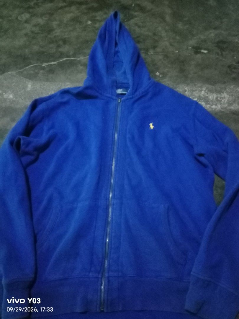 Ralph Lauren (Category: Hoodies) located in Cabuyao City. Submitted by blake657 (Listing ID 1464868285, Image 1). Description: Ralph Lauren size xxl issue need wash .