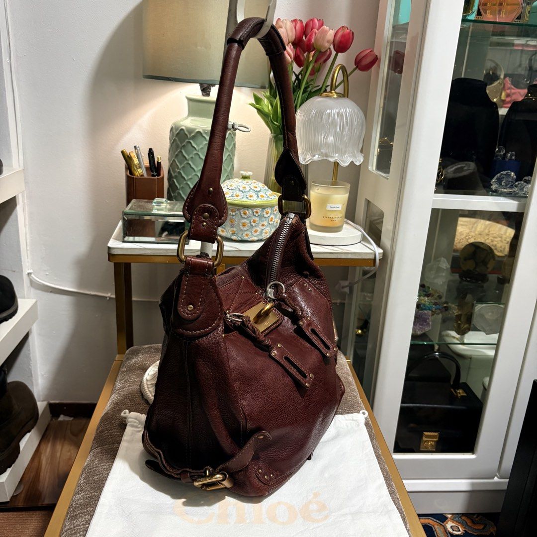Rare Authentic Chloe Diddington Hobo Bag (Category: Luxury Bags & Wallets) located in Binangonan. Submitted by makoleksyon (Listing ID 1464883998, Image 2). Description: Excellent condition Like new Missing Puller sa zipper pocket nya sa loob ng bag Missing padlock Ganda ng kulay nito Size: H-11 x W-14 x D-6.5 inches Bought in Japan 💯% Authentic Money back guarantee .