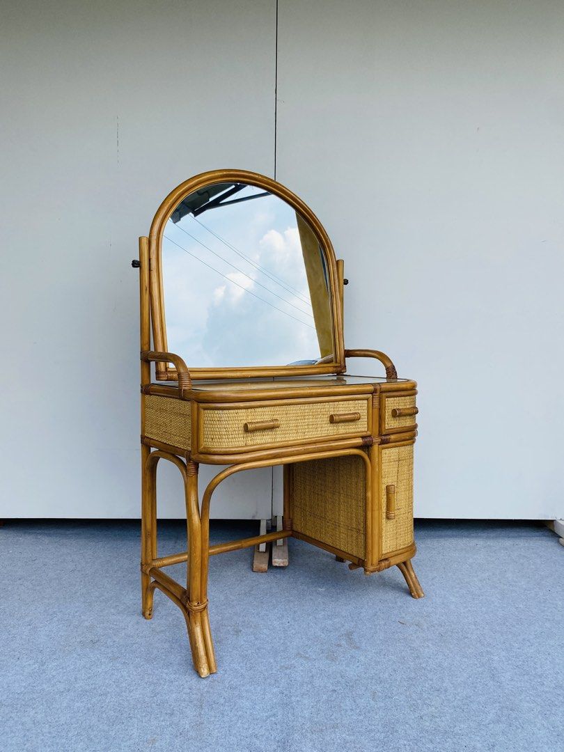 Rattan Vanity Mirror / Vanity Dresser (Category: Tables & Sets) located in Manila. Submitted by elliefurnies31 (Listing ID 1464823952, Image 2). Description: "JAPAN SURPLUS" RATTAN VANITY MIRROR / VANITY DRESSER SIZE: 31L" x 17W" x 28-54H" inches (AS-IS ITEM) IN GOOD CONDITION.