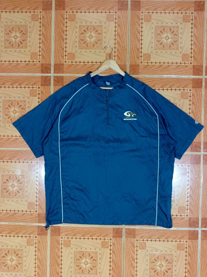 RAWLINGS GERMAN TOWN HALF ZIP WINDBREAKER JERSEY (Category: Tshirts & Polo Shirts ) located in Banga. Submitted by astroboy.thrifts (Listing ID 1464897773, Image 1). Description: xxl 28x32 need wash good condition.
