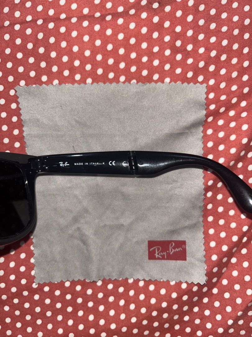 Ray-Ban Folding Wayfarer Negotiable (Category: Sunglasses & Eyewear) located in Manila. Submitted by turkssss (Listing ID 1464817492, Image 3). Description: FOR SALE ! ₱5000 only RAY-BAN FOLDING WAYFARER RB4105 POLISHED BLACK G15 LENSES LENS SIZE : 50 BRIDGE SIZE : 22 NO ISSUE BRAND NEW CONDITION VIA LBC / MEET UP BACOLOD AREA.