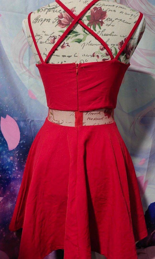Red mesh party dress (Category: Dresses) located in Pateros City. Submitted by soshifem (Listing ID 1464954587, Image 2). Description: size XS-S.
