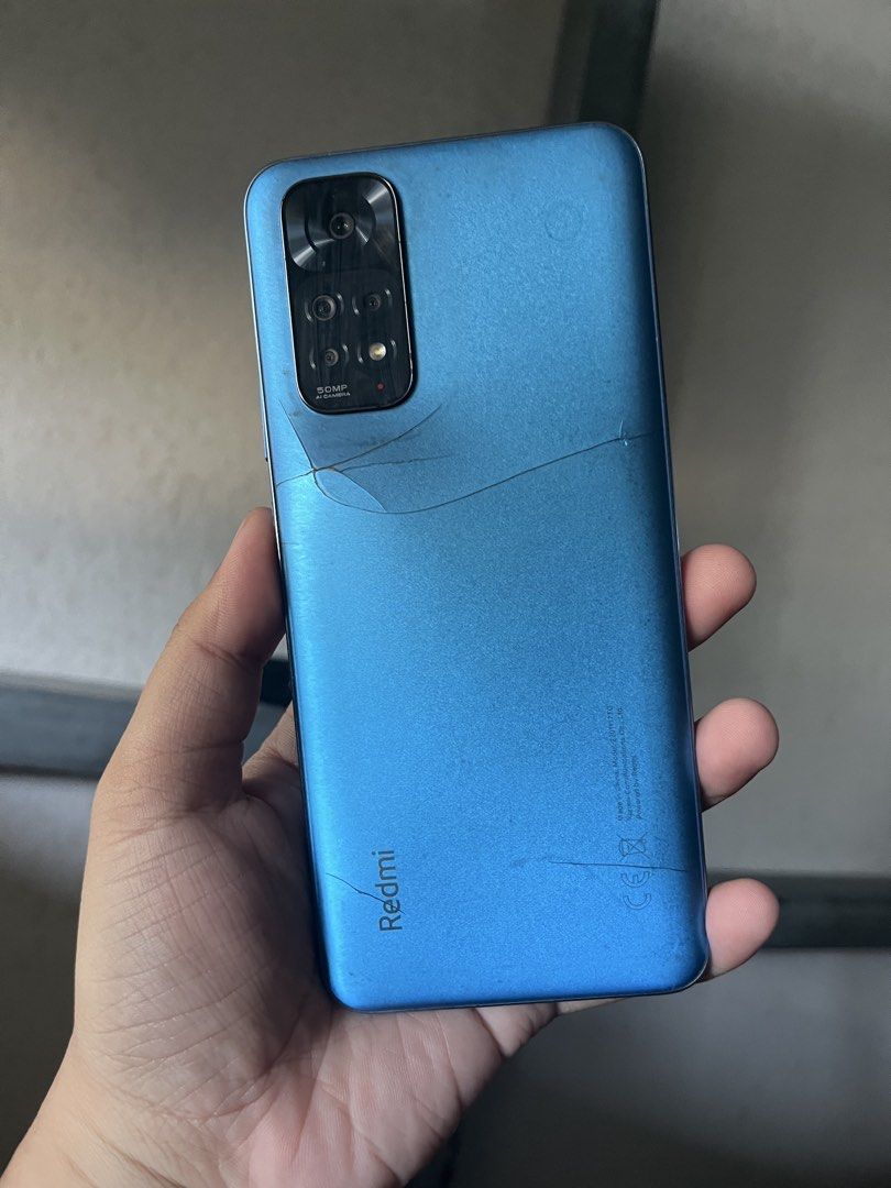 REDMI NOTE 11 (Category: Xiaomi) located in Manila. Submitted by xxdeng (Listing ID 1464824072, Image 3). Description: Redmi Note 11 (6+2GB RAM / 128GB, Snapdragon) Negotiable Good performance pa, smooth gamitin. Issue: Kapag nasa around 30% battery, mabilis na bumaba ang percentage at namamatay. Okay naman ang charging. * 6GB RAM (+2GB extended) * 128GB storage * Snapdragon processor * Fingerprint sensor working * Cameras working * Speaker at to