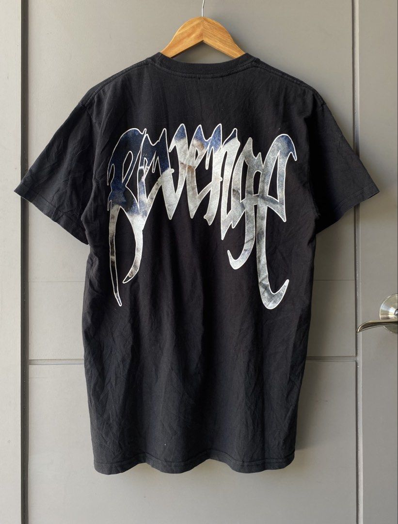 Revenge T-Shirt Black Graphic Tee Medium (Category: Tshirts & Polo Shirts ) located in Manila. Submitted by castromerb32733 (Listing ID 1464888219, Image 2). Description: 20.5x29 Min hairlines.