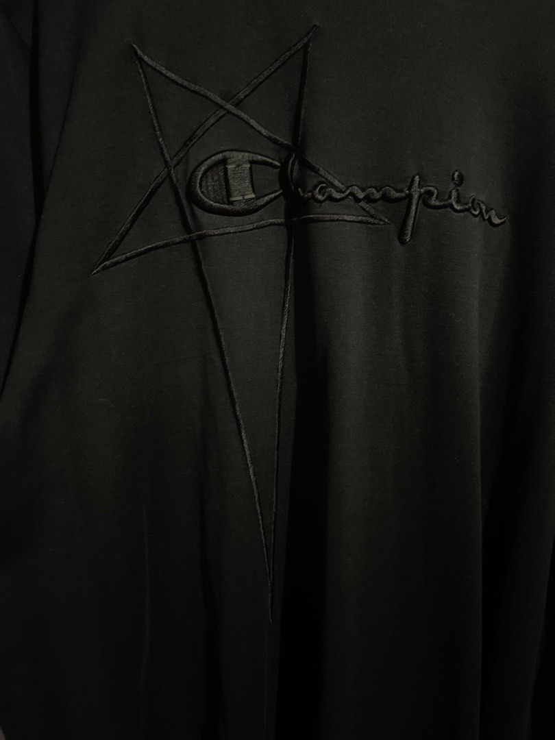 Rick Owens x Champion Oversized Tee (Category: Tshirts & Polo Shirts ) located in Angeles City. Submitted by andreiboughts (Listing ID 1464921896, Image 3). Description: Length: 29 Width: 23 Condition: 9/10 Color rate: 9/10 Issue (s): missing washtag Complete Tags ✅ Large on tag.