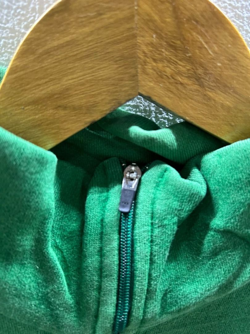 RL QZIP (Category: Coats, Jackets and Outerwear) located in Caloocan City. Submitted by j3ngsanity (Listing ID 1464900690, Image 3). Description: COLOR RATE 8.5/10 26.5x27 NO ISSUE NEED WASH ONLY.