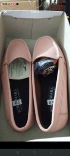 (Category: ) located in . Submitted by liyemcloset (Listing ID 1464816567, Image 1). Description: .