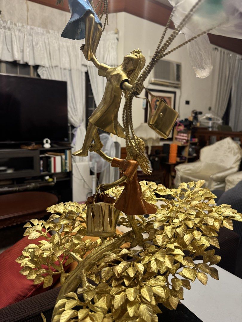 RONALD P. CASTRILLO (Category: Other Home Decor) located in Manila. Submitted by macymacey (Listing ID 1464905083, Image 2). Description: .