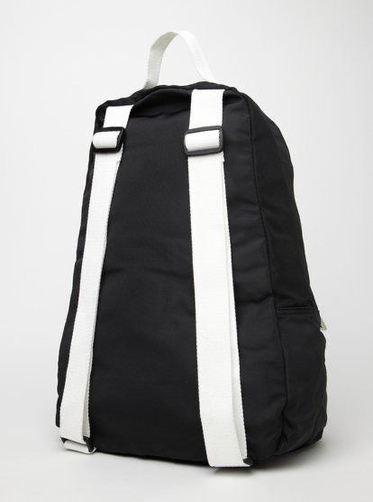 Roxy Backpack (Category: Backpacks) located in Singapore. Submitted by dayrise (Listing ID 1464834718, Image 3). Description: - Brand New. - Soft Backpack. .