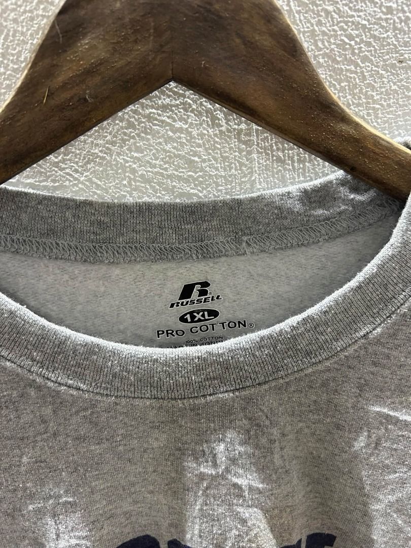 RUSS ATH (Category: Coats, Jackets and Outerwear) located in Caloocan City. Submitted by j3ngsanity (Listing ID 1464898974, Image 2). Description: NEED WASH YELLOW STAINS.