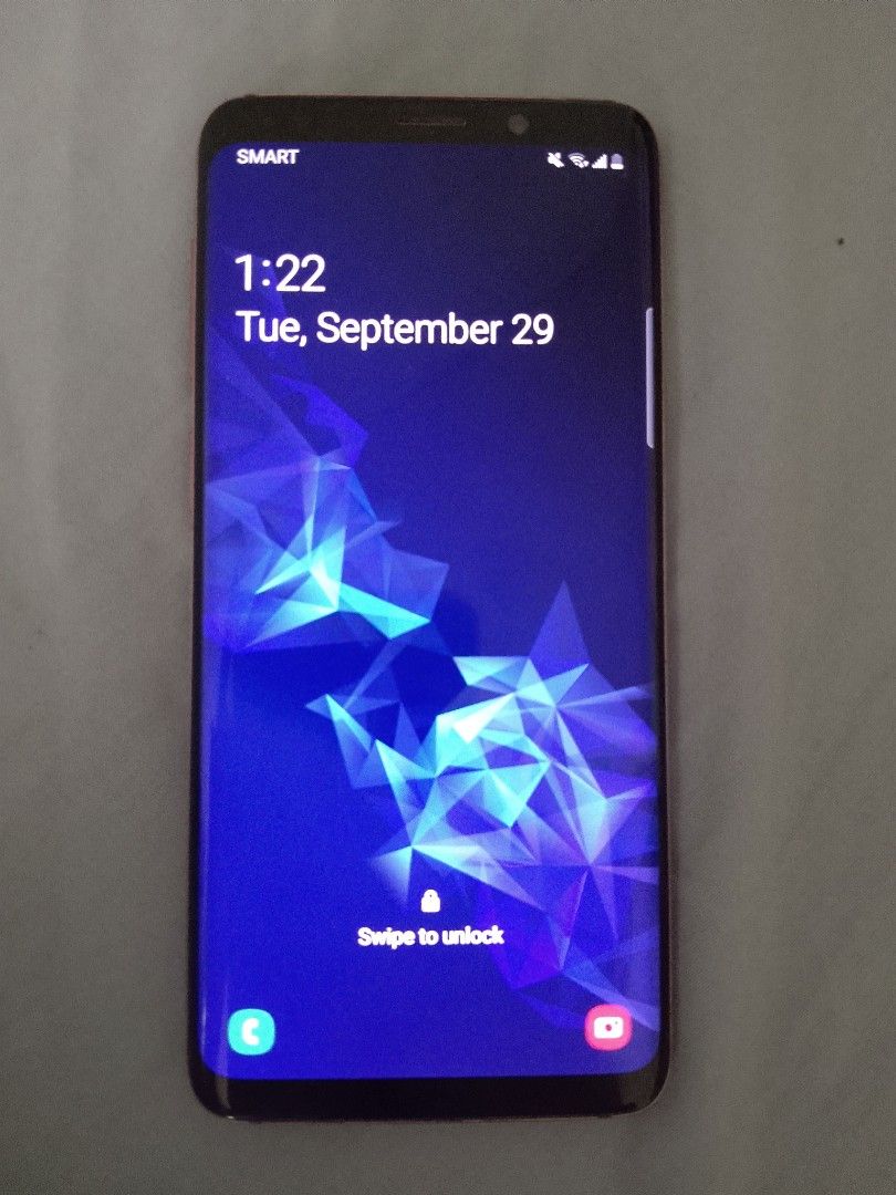 ANDROID S9 RUSH PHONE SAMSUNG GALAXY PRELOVED (Category: Samsung) located in Manila. Submitted by declutteresque (Listing ID 1464811591, Image 3). Description: pre-loved 5.8 inch curved super amoled (1440x3960 px) qualcomm snap dragon 845 4gb ram 64gb 3000 mAh akg with dolby atmos 3.5mm headphone jack good as second phone and for gaming and scrolling through internet ps. avoid changing brightness level problem might encounter but reversible (idk 