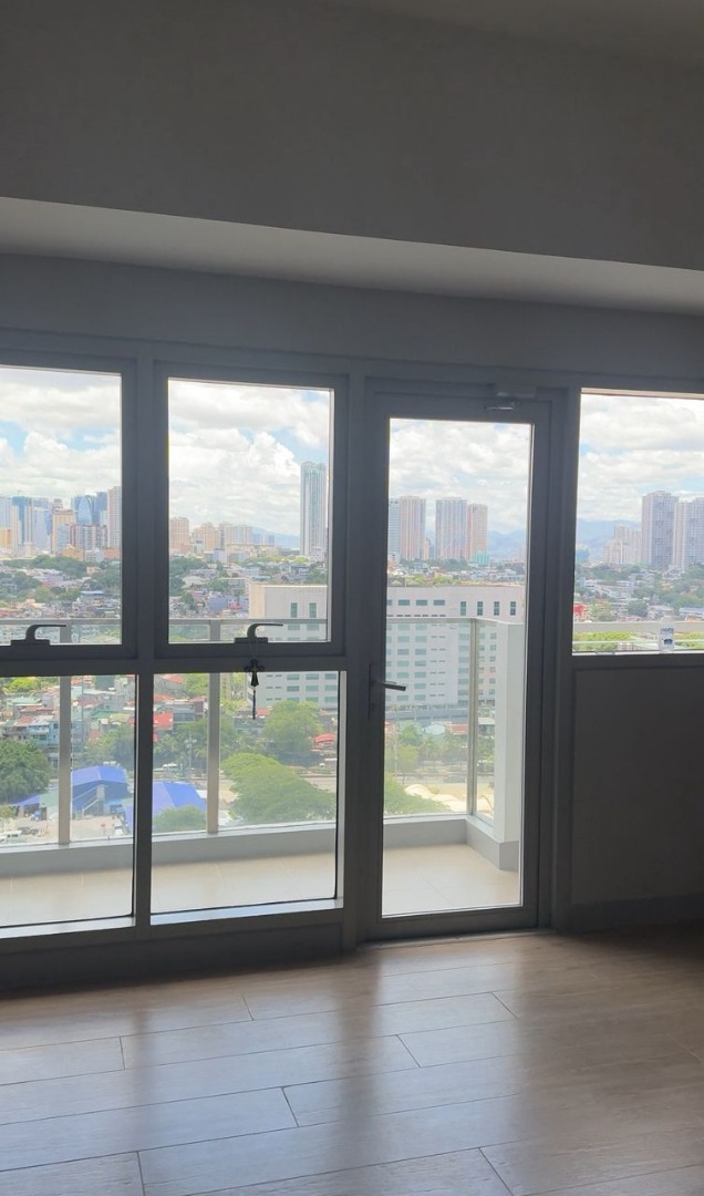(Category: ) located in . Submitted by zachpe.toprealty (Listing ID 1464856414, Image 1). Description: .