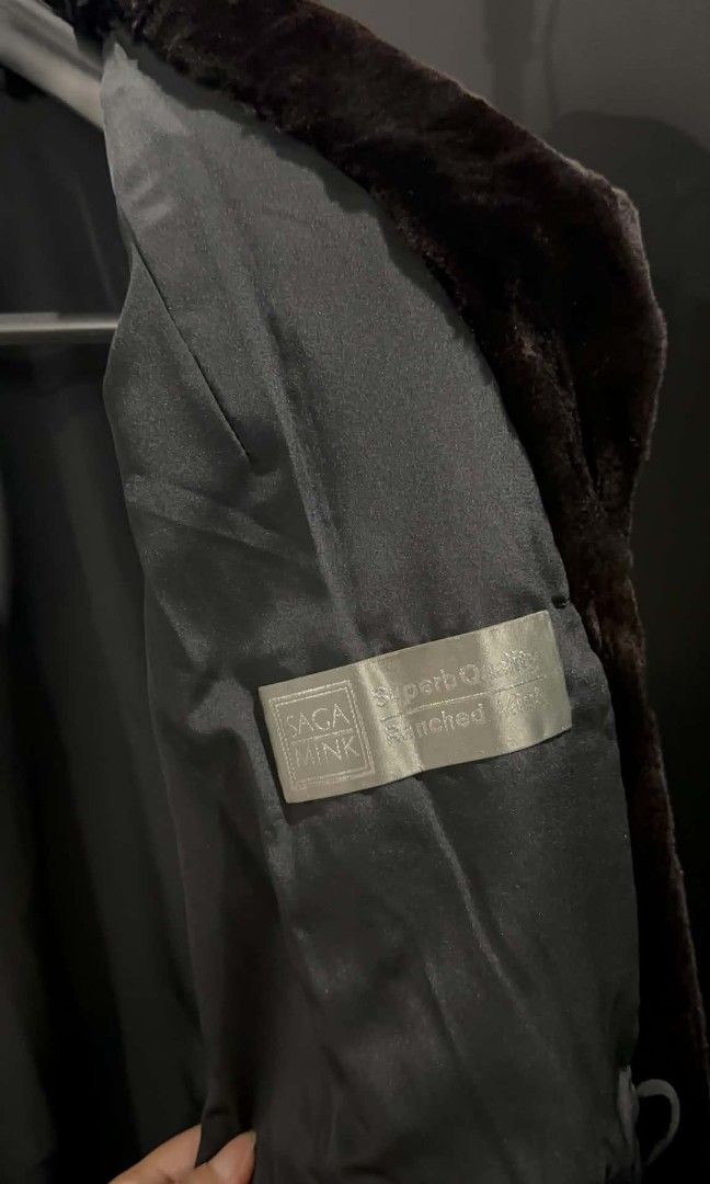 Saga Mink (Category: Coats, Jackets and Outerwear) located in Quezon City. Submitted by dex.colletions (Listing ID 1464896178, Image 1). Description: authentic trenchcoat declutering small - medium pm.