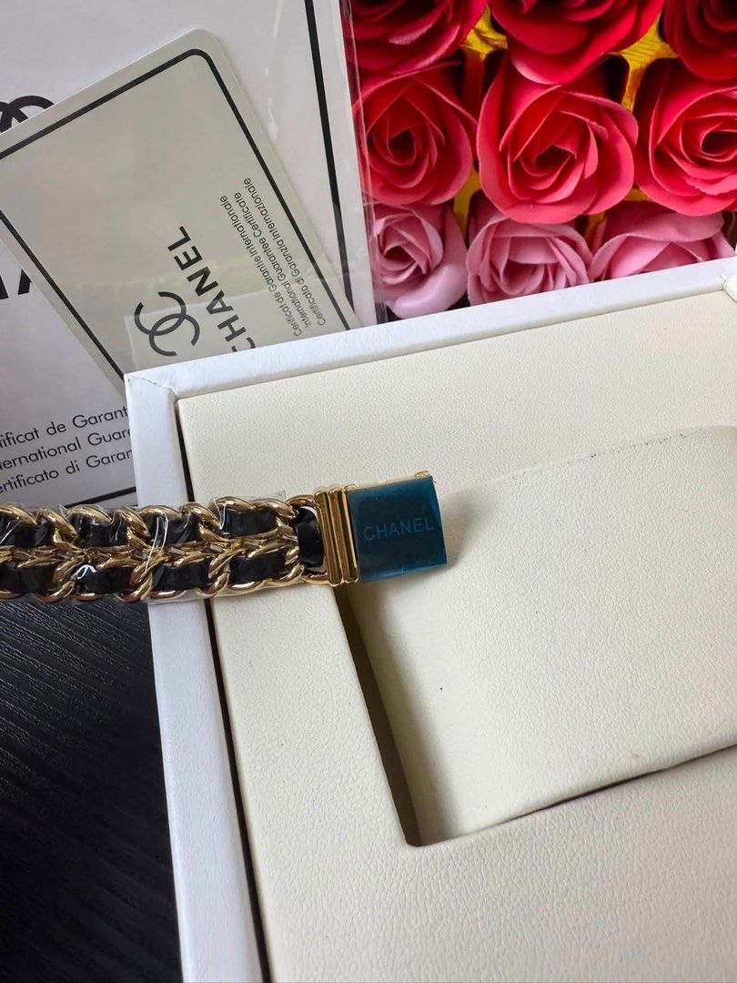 Sale 🎁🎉 (Category: Luxury Watches) located in Taytay. Submitted by prettypicks_1188 (Listing ID 1464869024, Image 3). Description: Complete Inclusion.