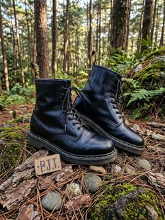 (Category: ) located in . Submitted by rjtbootshop2600 (Listing ID 1464830387, Image 1). Description: .