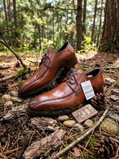 (Category: ) located in . Submitted by rjtbootshop2600 (Listing ID 1464835301, Image 1). Description: .