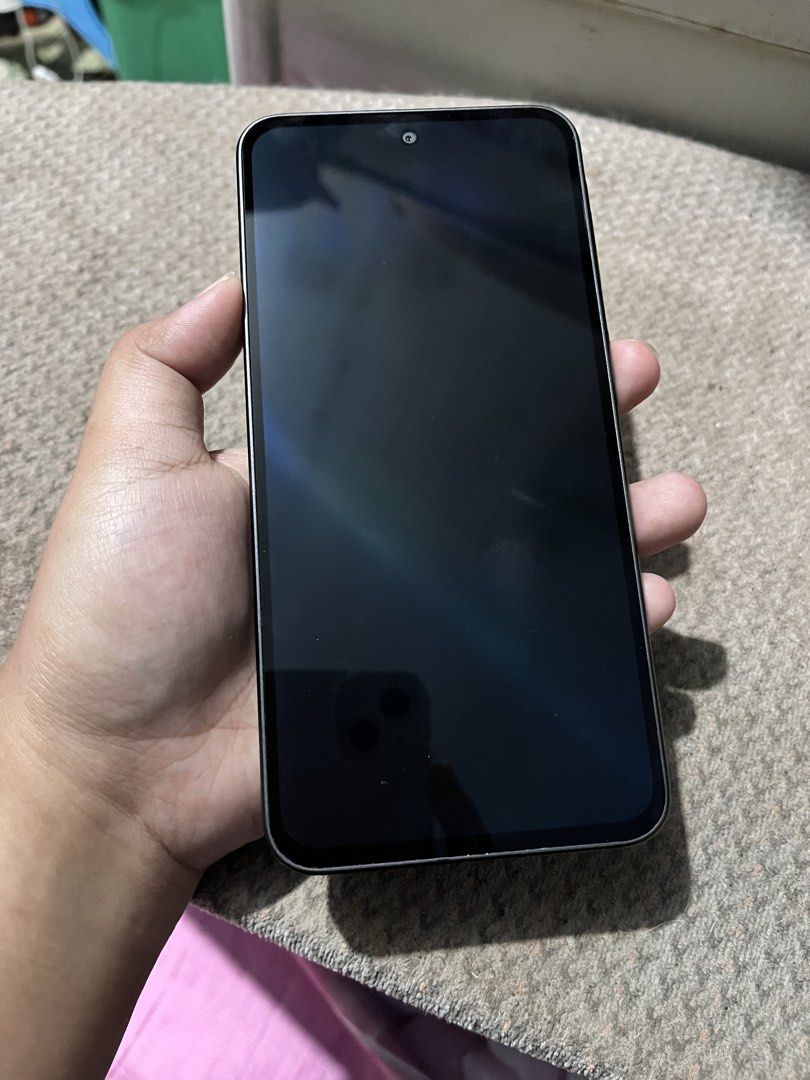 Samsung A37 5G 128GB (Category: Samsung) located in Manila. Submitted by edenroseg (Listing ID 1464814311, Image 2). Description: SAMSUNG Galaxy A37 5G is a smartphone that features a 6.7-inch FHD+ Super AMOLED display, 50MP + 8MP + 5MP triple rear cameras with OIS, and a 12MP selfie camera. It runs on an Exynos 1480 chipset with 8GB of RAM, Android 16 OS, OneUI 8 software and AI capabilities. There’s also an under-display fingerprint scanner, 5G