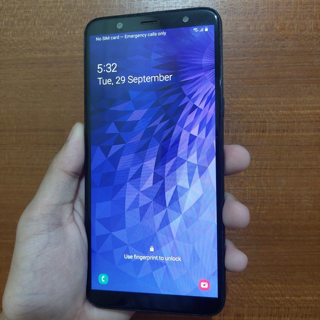 Samsung Galaxy J8 (Category: Samsung) located in Manila. Submitted by itssmorbingtime (Listing ID 1464862955, Image 3). Description: Inclusions: - Unit - Case - Original Adapter - Original Box Specs: - 3 GB RAM - 32 GB ROM Storage - 16 mp rear camera - 16 mp front camera - 3500 mAh battery Info: - No Repair History - AMOLED Screen - Rear Fingerprint Scanner 💰 Price is slightly negotiable 📍Sampaloc, Manila location 💬 Lowballers will be ignored,