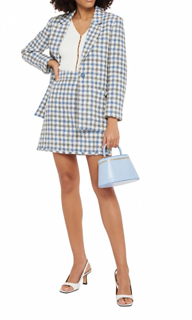 Sandro Paris Tweed Blazer&Skirt Set (Category: Sets or Coordinates) located in Pagudpud. Submitted by altheacee063978 (Listing ID 1464951114, Image 1). Description: .
