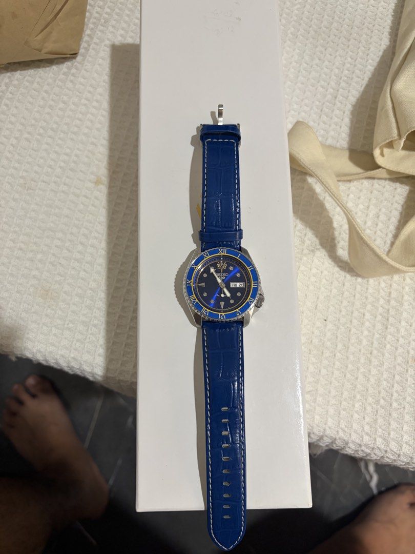 Seiko 5 street fighter chun li (Category: Men's Watches) located in Quezon City. Submitted by mikeangeles317 (Listing ID 1464833733, Image 2). Description: Selling Seiko x street fighter chun li Condition 8.5/10 Complete with box manual and original resibo With extra strap original seiko Meet up around qc or shipping 100 percent legit.