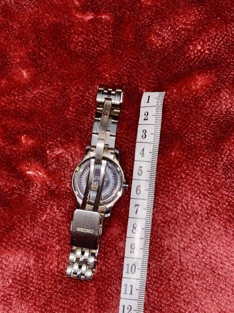 Seiko Radio Wave Control Solar Watch (Category: Women's Watches) located in Manila. Submitted by maizhel (Listing ID 1464884424, Image 3). Description: For sale: Seiko vintage solar radio from 🇯🇵 for only 4000pesos no box in good condition, with dents signs of usage.. RFS: bawas watch may paparating na namn ksi galing japan 🇯🇵 Loc: montalban rizal Delivery: lalamove/j&t Mop:gcash - Brand: Seiko - Movement: Solar-powered, radio wave controlled