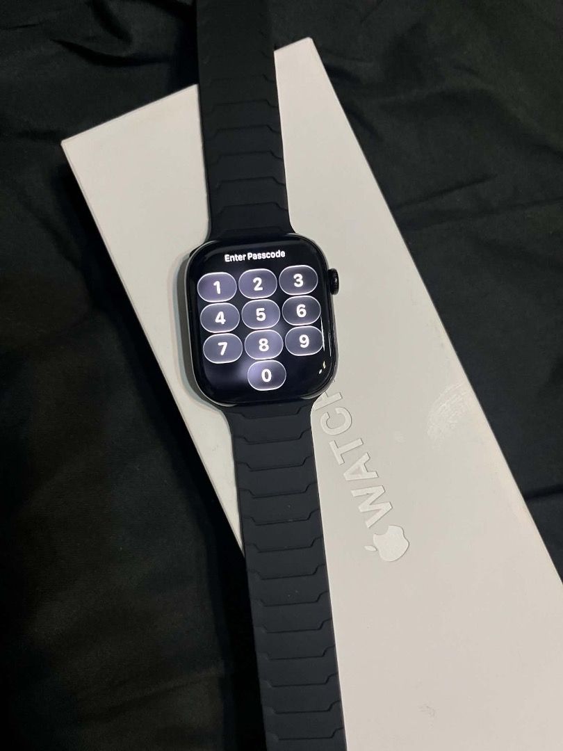 Series 10 (Category: Luxury Watches) located in Caloocan City. Submitted by freeriver-79bd71 (Listing ID 1464852960, Image 1). Description: - Brand/Model: Apple Watch Series 10 - Size/Color: 42mm, Jet Black - Strap: Space Black Sport Band - Condition: Excellent, complete with original box - Features: Sleek design, bright display, perfect for daily wear and fitness tracking.