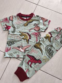 (Category: ) located in . Submitted by thriftbyneesa (Listing ID 1464831337, Image 1). Description: .
