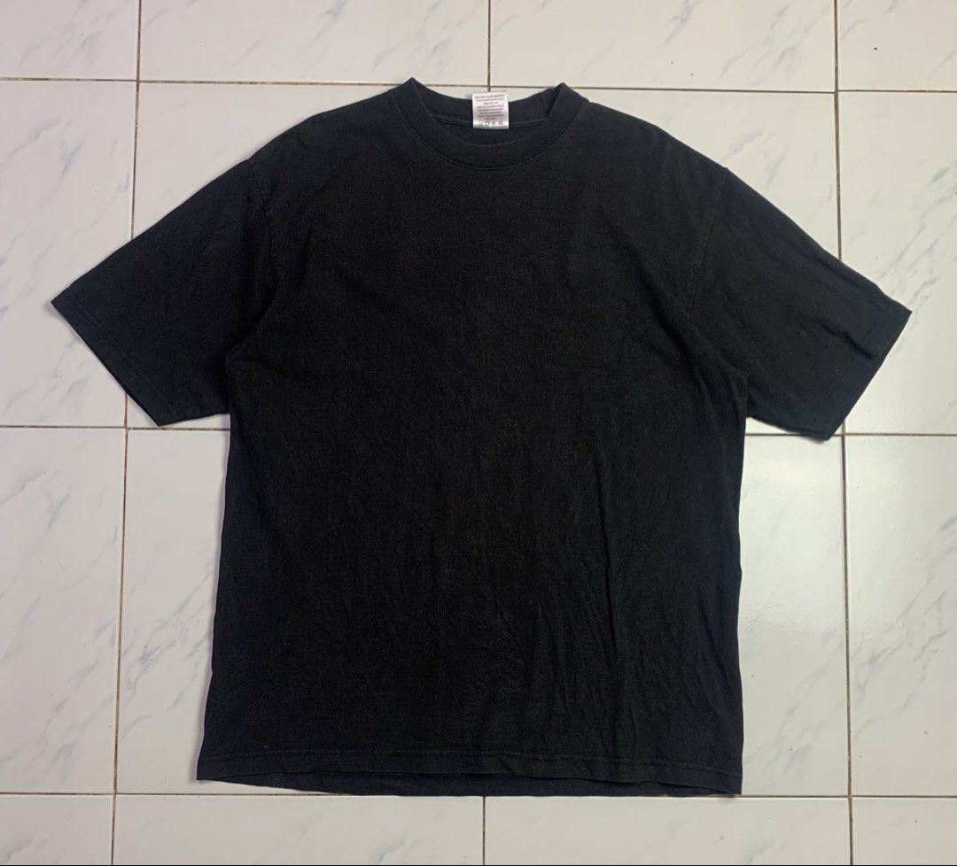 Shaka wear (Category: Tshirts & Polo Shirts ) located in Davao. Submitted by frnzy05 (Listing ID 1464824327, Image 1). Description: Shaka wear super max heavy Size - XL on tag Width - 24 Length - 30.5 Issues - None Color rate - 8.5/10 Condition - still good 449 + sf .