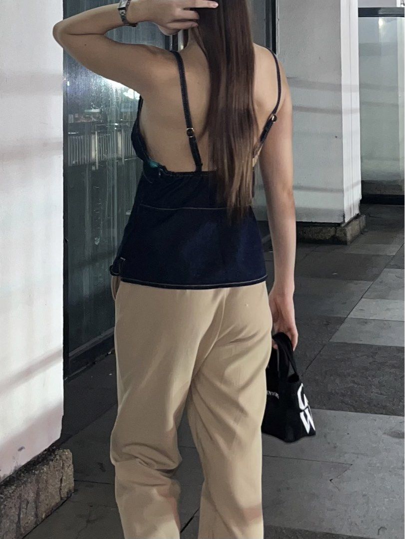 Shein Denim top (Category: Sleeveless) located in Quezon City. Submitted by May.finds (Listing ID 1464845628, Image 3). Description: .