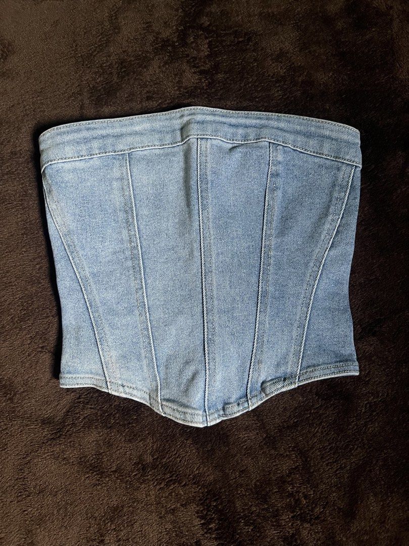 Shein Denim Tube Top (Category: Sleeveless) located in Quezon City. Submitted by May.finds (Listing ID 1464850656, Image 1). Description: .