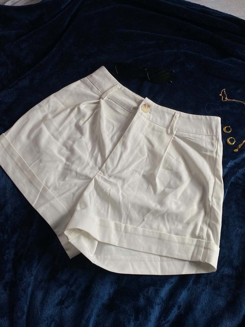 SHEIN Summer shorts (Category: Shorts) located in Manila. Submitted by gabbuysells (Listing ID 1464831192, Image 1). Description: .