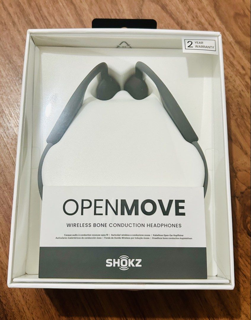 Shokz open move (Category: Headphones & Headsets) located in Las Pinas. Submitted by klaudinepascual (Listing ID 1464838815, Image 1). Description: Good as new. 3 times lang nagamit. Not into running. .
