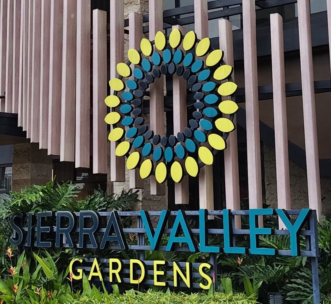 Sierra Valley Gardens / Cainta Rizal (Category: Apartments & Condos) located in Pasig City. Submitted by candyramillete2026 (Listing ID 1464823824, Image 1). Description: LIVE IN THE EAST. INVEST IN YOUR FUTURE. 🌿 🏡 SIERRA VALLEY GARDENS – ORTIGAS EAST, PASIG CITY Looking for a home that combines comfort, convenience, and investment potential? Sierra Valley Gardens is a great choice for both end-users and investors! ✨ 🏠 UNIT OFFERINGS: ✔️ Stud