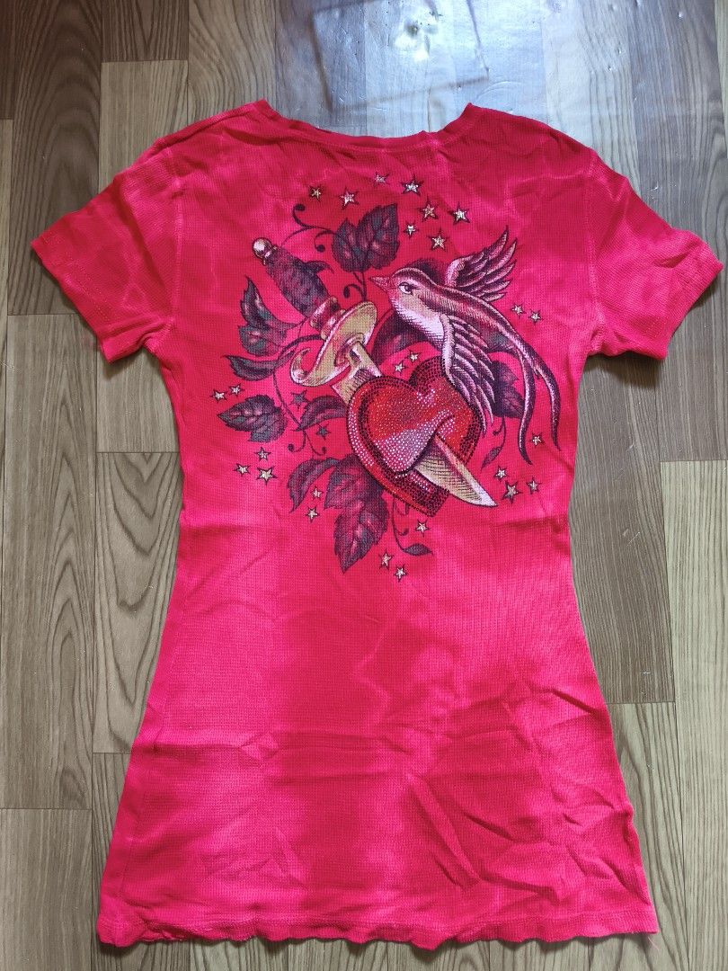 Sinful Tops for Women (Category: Activewear) located in Maasin. Submitted by jonaldukaypickers (Listing ID 1464774237, Image 2). Description: Sinful Tops for Women Size Medium Dimension 16/29.