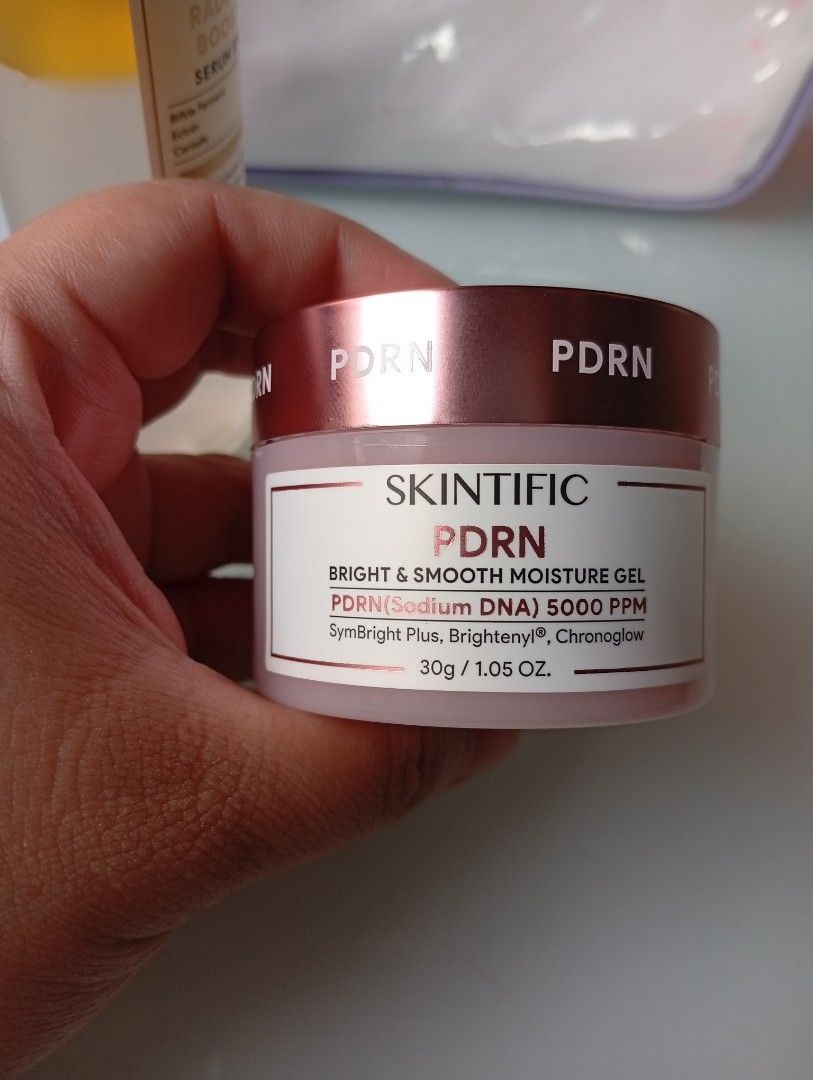 Skintific spray and pdrn cream (Category: Face Care) located in Quezon City. Submitted by purple_haven (Listing ID 1464835328, Image 1). Description: skintific pdrn set serum spray 80% pdrn cream bnew.