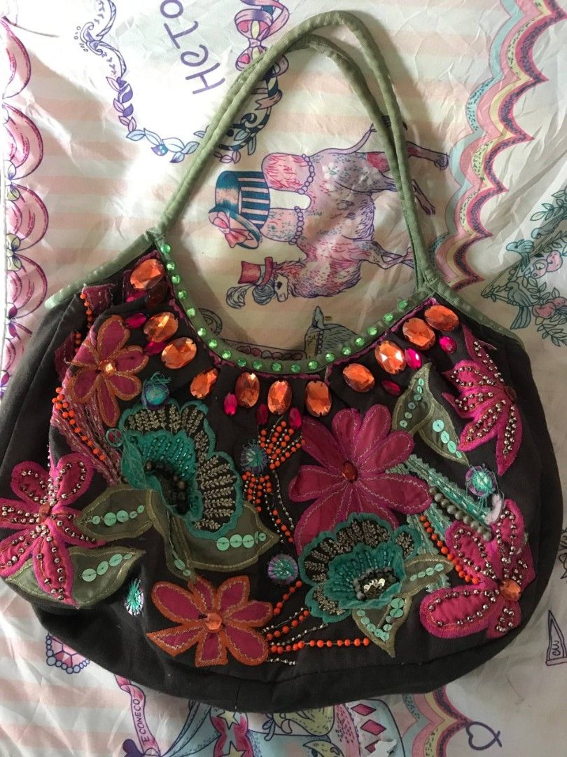 Small Fairycore Beaded Sequined Tote Bag (Category: Tote Bags) located in Daraga. Submitted by charismabossbabyricky (Listing ID 1464811786, Image 1). Description: - flaws are shown in picture - inside of the bag needs wash, stains are from makeup only so it can be removed - no other flaws apart from that, beads and sequins are intact.