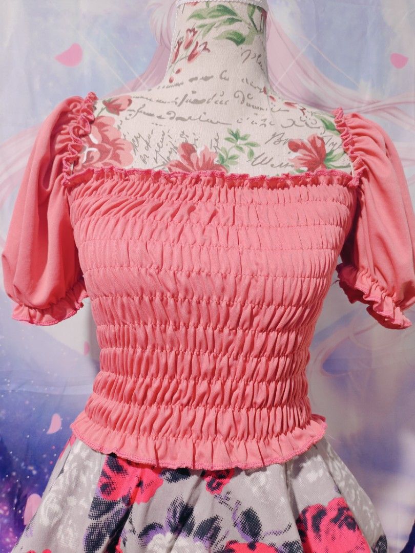 Smocked puff sleeve pink peach top (Category: Blouses) located in Pateros City. Submitted by soshifem (Listing ID 1464957075, Image 1). Description: freebie for miner worth 150+ size xs-s.