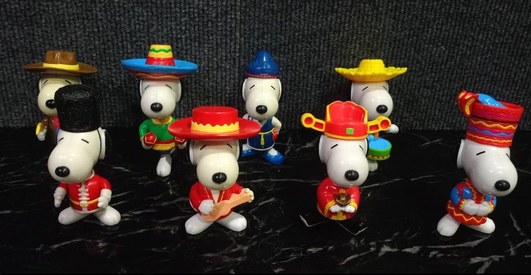 SNOOPY AROUND THE WORLD 1998 (Category: Vintage Collectibles) located in Baguio. Submitted by rbcollections14 (Listing ID 1464791449, Image 1). Description: 𝗔𝘀 𝗜𝘀 | 𝙒𝙮𝙨𝙞𝙬𝙮𝙜 1𝘀𝘁 𝘁𝗼 𝗽𝗮𝘆 𝗚𝗲𝘁𝘀 𝘁𝗵𝗲 𝗜𝘁𝗲𝗺 𝑵𝒐 𝒅𝒆𝒍𝒆𝒕𝒊𝒏𝒈/ 𝒆𝒅𝒊𝒕𝒊𝒏𝒈 𝒐𝒇 𝒄𝒐𝒎𝒎𝒆𝒏𝒕𝒔 𝑵𝒐 𝒄𝒂𝒏𝒄𝒆𝒍𝒍𝒂𝒕𝒊𝒐𝒏 𝑵𝒐 𝒓𝒆𝒕𝒖𝒓𝒏, 𝑵𝒐 𝒆𝒙𝒄𝒉𝒂𝒏𝒈𝒆 (𝒖𝒏𝒍𝒆𝒔𝒔 𝑭𝒍𝒂𝒘𝒔 / 𝒊𝒔𝒔𝒖𝒆𝒔 𝒂𝒓𝒆 𝒏𝒐𝒕 𝒔𝒕𝒂𝒕𝒆𝒅) 🧭 𝗕𝗔𝗚𝗨𝗜𝗢 𝗖𝗜𝗧𝗬