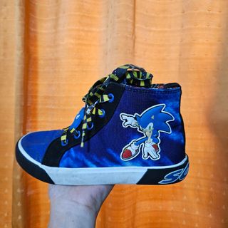 (Category: ) located in . Submitted by marianfinds (Listing ID 1464809909, Image 1). Description: .
