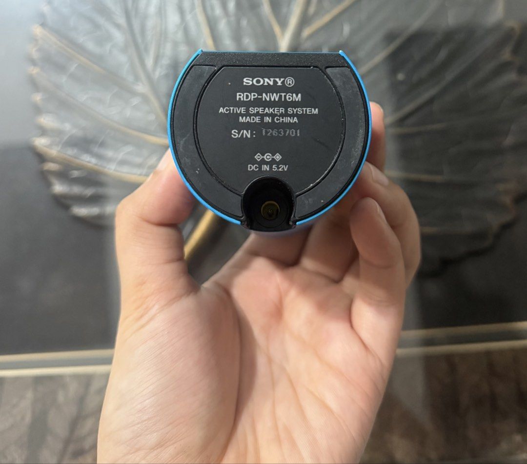 Sony Walkman NW-E062 with Active Speaker System RDP-NWT6M (Category: Portable Music Players) located in Marikina City. Submitted by s.cyrelle2202 (Listing ID 1464905488, Image 3). Description: Blue Sony Walkman digital music player model NW-E062 with matching RDP-NWT6M active speaker dock in blue. Device powers on, but screen displays menu in Japanese. I tried but I can’t change the language to english. Battery charges through the dock. Compact s