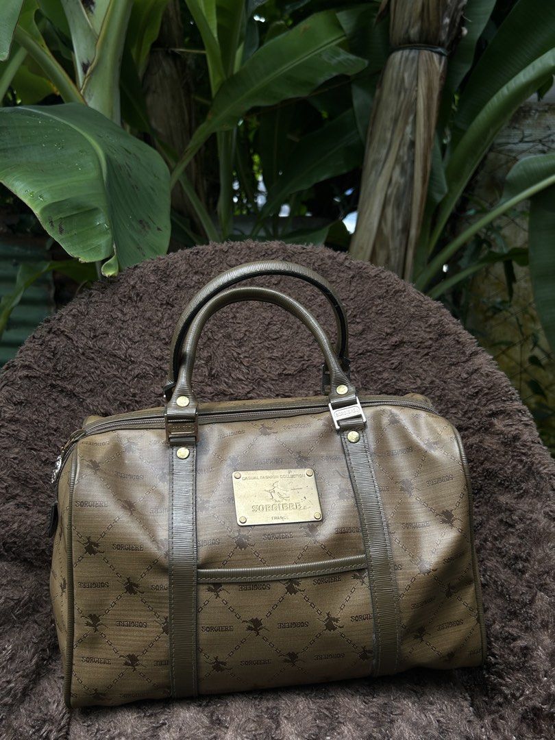 Sorgiere Doctors Bag (Category: Shoulder Bags) located in Naga. Submitted by helloitsk20594 (Listing ID 1464815293, Image 2). Description: SORGIERE 🏷️ 𝙈𝙄𝙉𝙀: ₱450 𝑪𝒐𝒏𝒅𝒊𝒕𝒊𝒐𝒏: 10/10 condition 𝙄𝙨𝙨𝙪𝙚/𝙨: none 𝘿𝙞𝙢𝙚𝙣𝙨𝙞𝙤𝙣𝙨: 9 x 11 inches ————𝗠𝗨𝗦𝗧 𝗥𝗘𝗔𝗗!———— 📌𝙋𝙡𝙚𝙖𝙨𝙚 𝙧𝙚𝙡𝙮 𝙤𝙣 𝙩𝙖𝙜𝙨 𝙤𝙧 𝙙𝙤 𝙮𝙤𝙪 𝙤𝙬𝙣 𝙧𝙚𝙨𝙚𝙖𝙧𝙘𝙝 📌𝘼𝙪𝙩𝙝𝙚𝙣𝙩𝙞𝙘𝙞𝙩𝙮 𝙣𝙤𝙩 𝙨𝙩𝙖𝙩𝙚𝙙 𝙩𝙤 𝙖𝙫𝙤𝙞𝙙 𝙢𝙞𝙨𝙞𝙣𝙛𝙤𝙧𝙢𝙖𝙩
