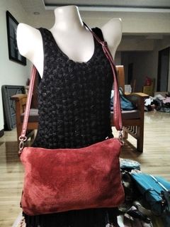 (Category: ) located in . Submitted by alluringvenus.thriftshop (Listing ID 1464868121, Image 1). Description: .