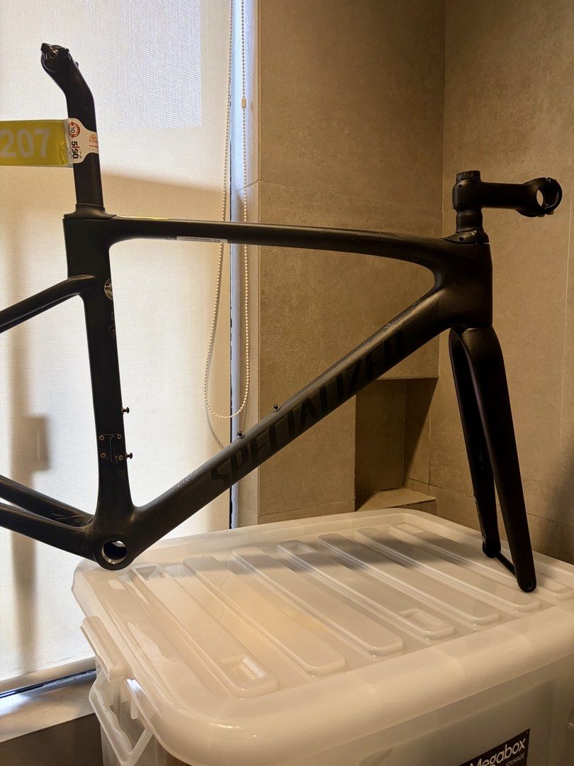 Specialized Roubaix 52 frameset ++ (Category: Bicycles) located in Muntinlupa City. Submitted by marcotoral248195 (Listing ID 1447989279, Image 2). Description: With bike skin, Futureshock delete, No crash history. Used for less than a year, mostly alabang and vermosa rides only Included: DT Swiss R470 tubeless ready wheelset S-works Pave seatpost 100mm future stem Specialized body geometry saddle Optional: Shimano Claris Groupset: 20k.
