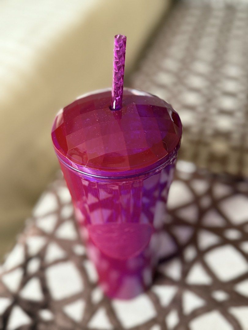 Starbucks Purple Diamond Cold Cup with Straw (Category: Water Bottles & Tumblers) located in Quezon City. Submitted by magnolianovie (Listing ID 1464825627, Image 3). Description: - Authentic Starbucks cold cup in a vibrant purple shade - Stylish faceted diamond pattern with a matching geometric lid - Classic debossed siren logo on the front - Comes with a reusable patterned straw - Perfect for iced coffee, tea, and staying refreshed on hot days.