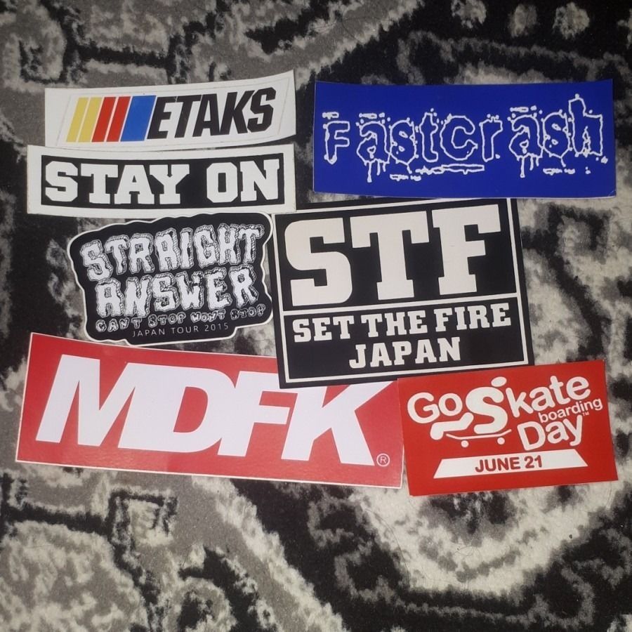 Sticker Band Records Clothing Original, Musik & Media, Aksesoris di ...