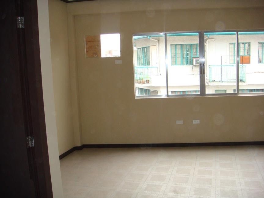 STUDIO TYPE ROOM FOR RENT IN MAKATI CITY (Category: Room Rentals) located in Makati City. Submitted by frank.cortez (Listing ID 1464889264, Image 2). Description: * Unfurnished * Available for scheduled viewing * Spacious unit * With own bathroom and laundry room * Pet/s will be allowed ONLY under the discretion on the Lessor * Accessible to all means of transportation * Wet market, mini groceries, bakeries, water stations and laundry mats surrou