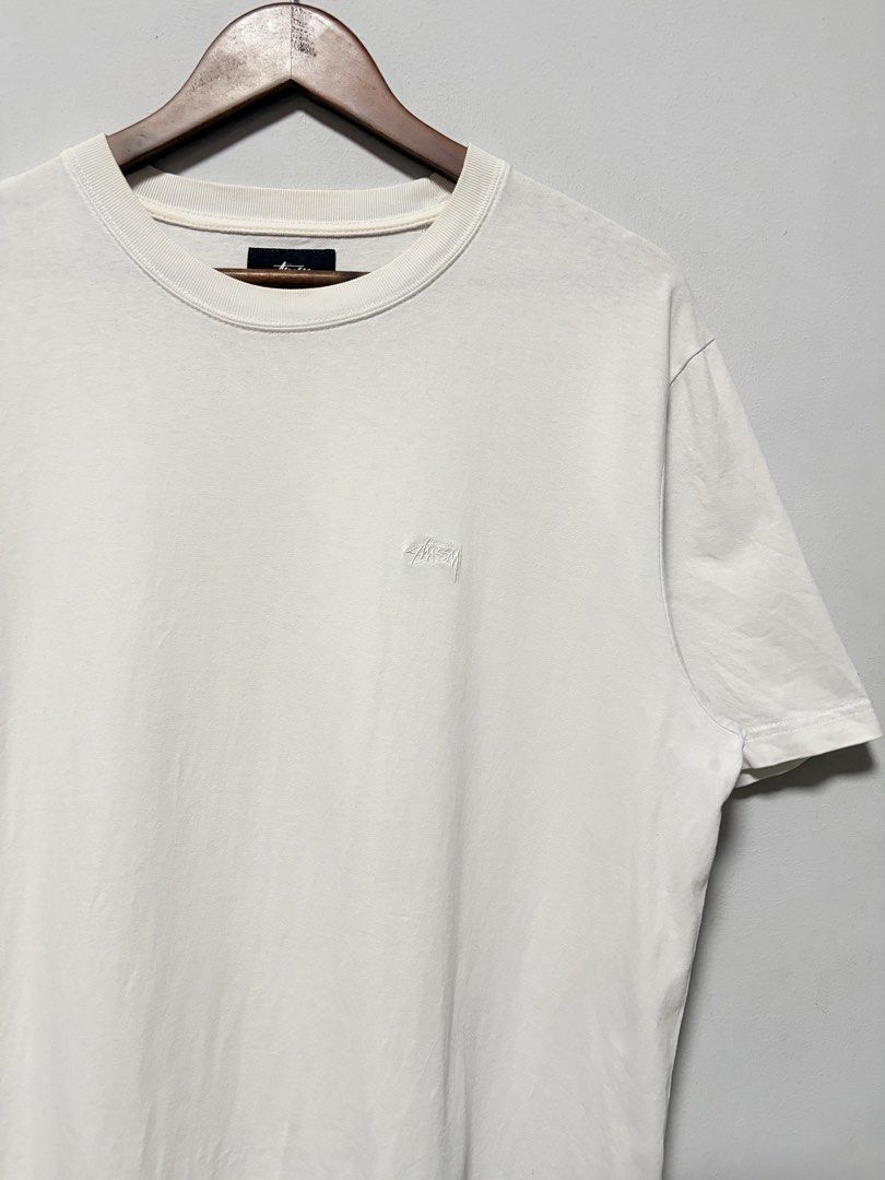 Stussy Side Logo White Tee (Authentic) (Category: Tshirts & Polo Shirts ) located in Calamba. Submitted by jim.ibe066 (Listing ID 1464871723, Image 2). Description: Stussy Side Logo White Tee (Authentic) Size Medium - Large width 22.5 length 28 Excellent condition 9.5/10 condition and color rate -Still in excellent condition no any stains or yellow stains and no any pinholes Issue: None.
