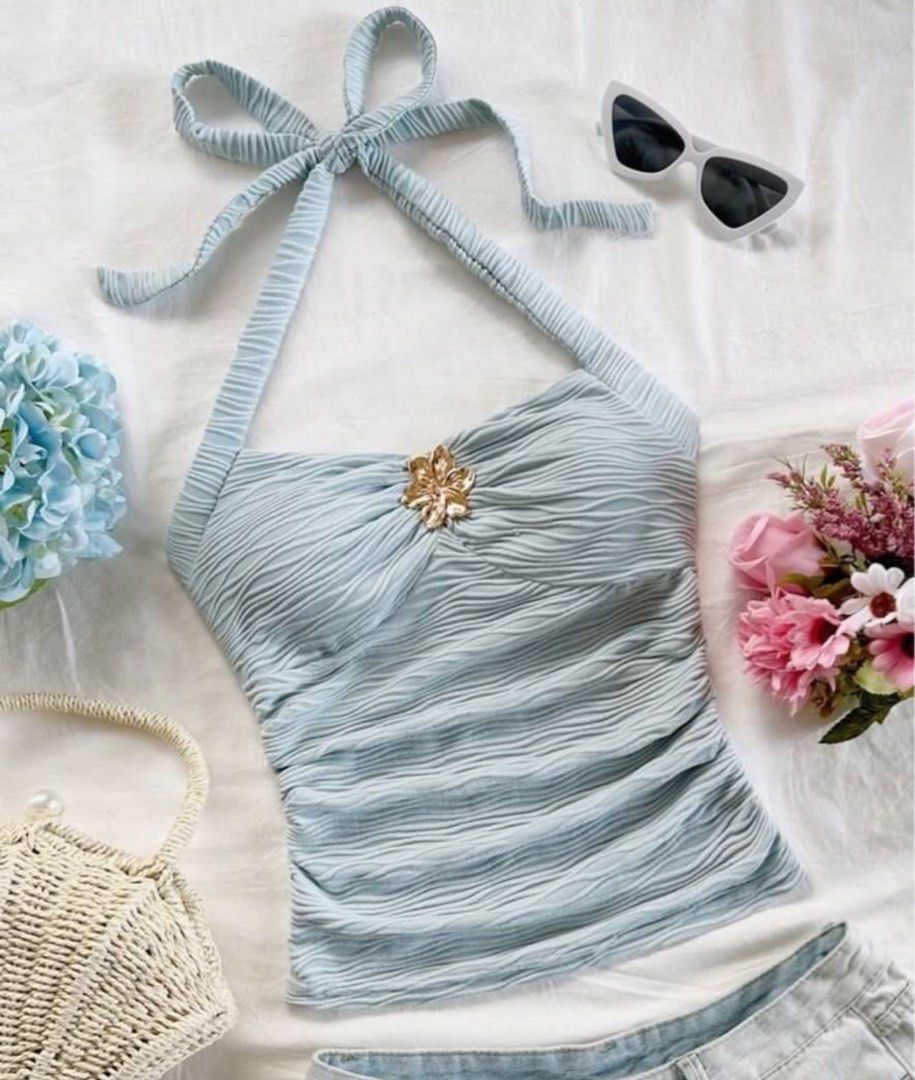 Summer Top (Category: Sleeveless) located in Manila. Submitted by angela_declutters (Listing ID 1464922212, Image 2). Description: s-m manila loc.