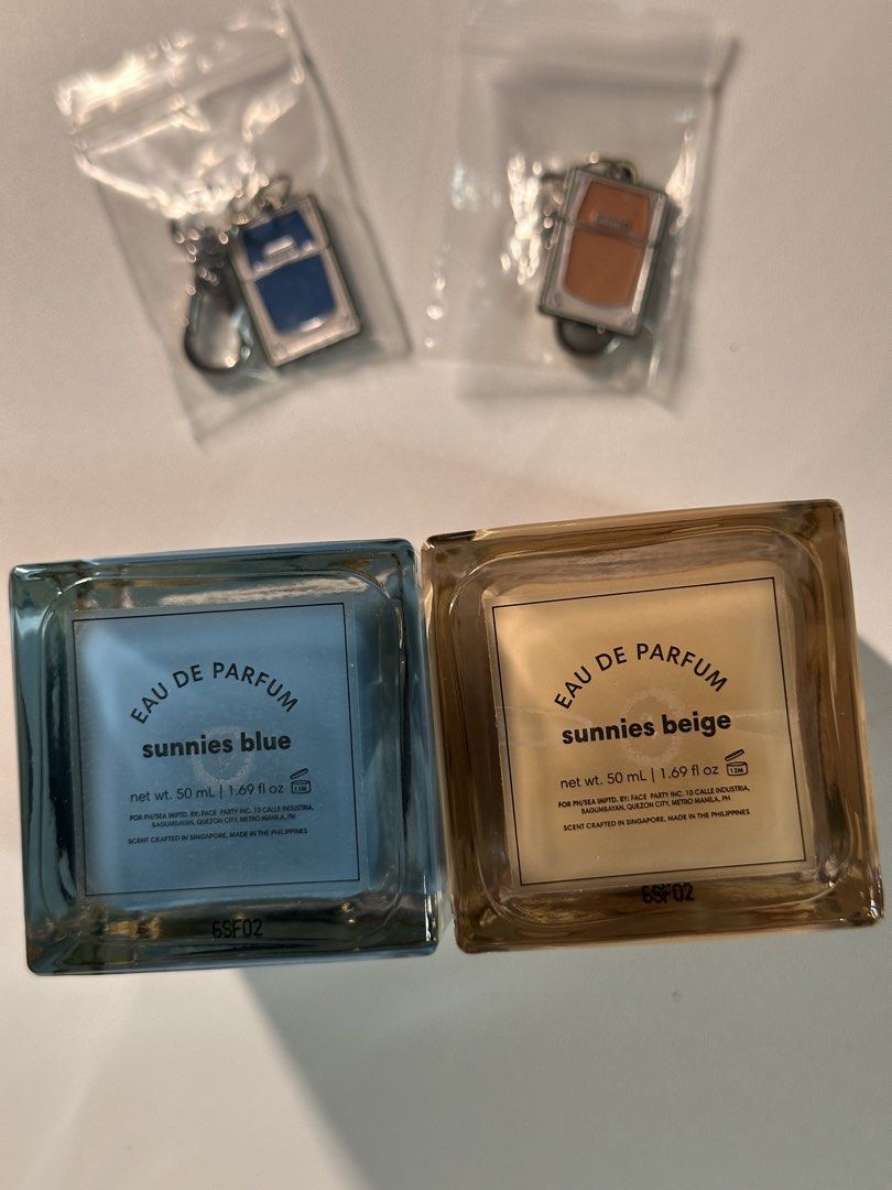 Sunnies Perfume with Keychains (Category: Fragrance & Deodorants) located in Taguig. Submitted by snpack (Listing ID 1464832082, Image 3). Description: - 750 pesos EACH - 1,500 pesos for both - Like new, used a few sprays. Probably around 85-90% full. Can’t show how much is left since the container is too thick and colored. - Includes matching miniature bottle keychains I got when they launched RFS: scent is not for me .