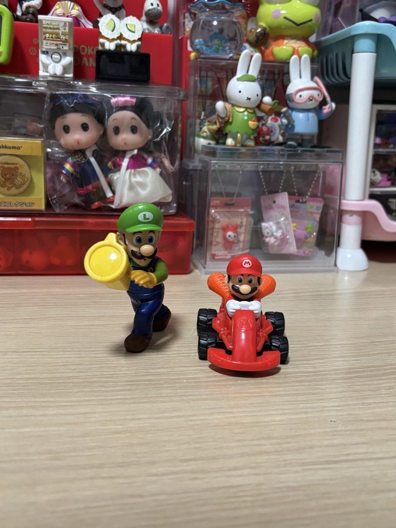 Super Mario Set 6 (Category: Other Merchandise) located in Caloocan City. Submitted by meowietrinkets (Listing ID 1464936820, Image 1). Description: nintendo mcdo.